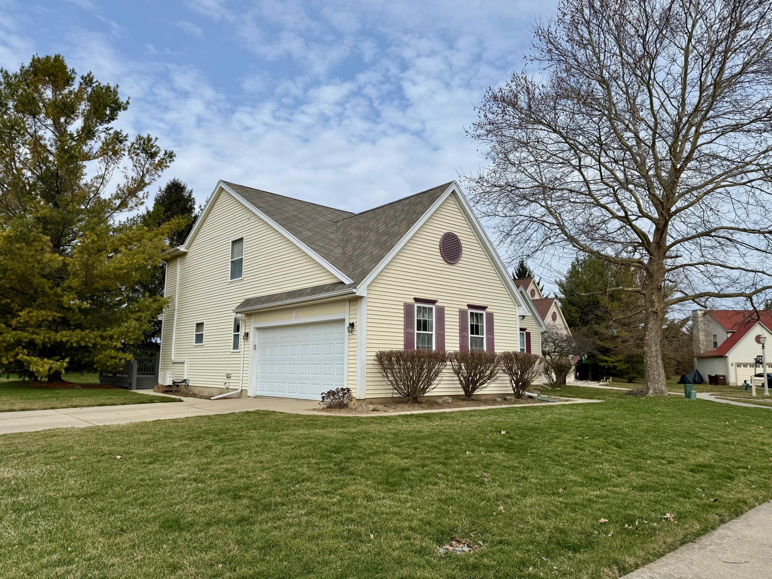 1975 Hollowbrook Drive