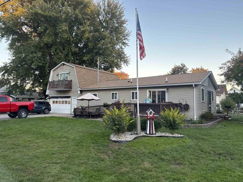 632 Pleasant Street Algonac City MI 48001
