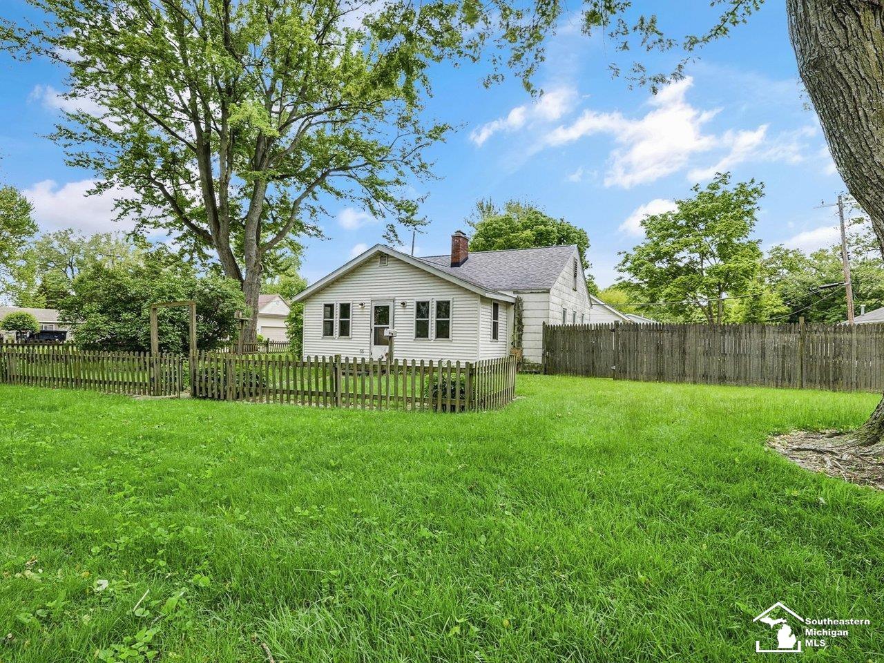 2015 Grand Boulevard