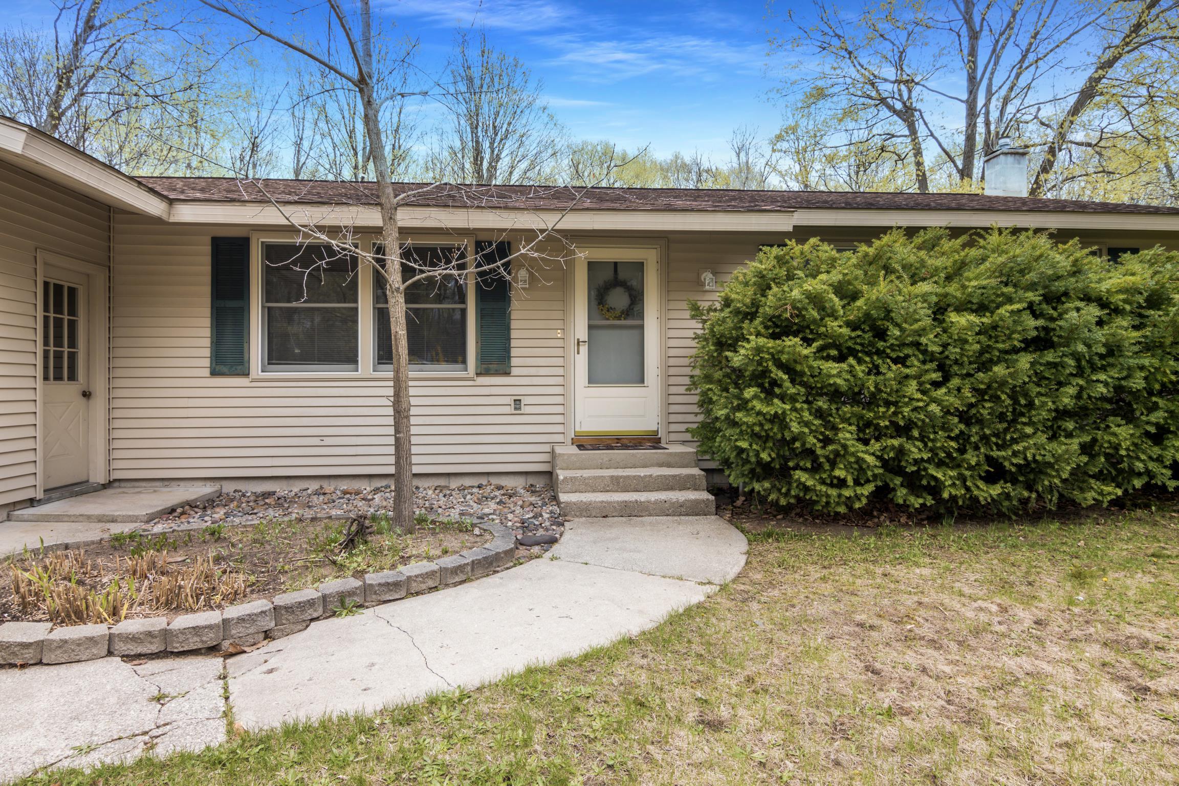 1875 Lardie Road