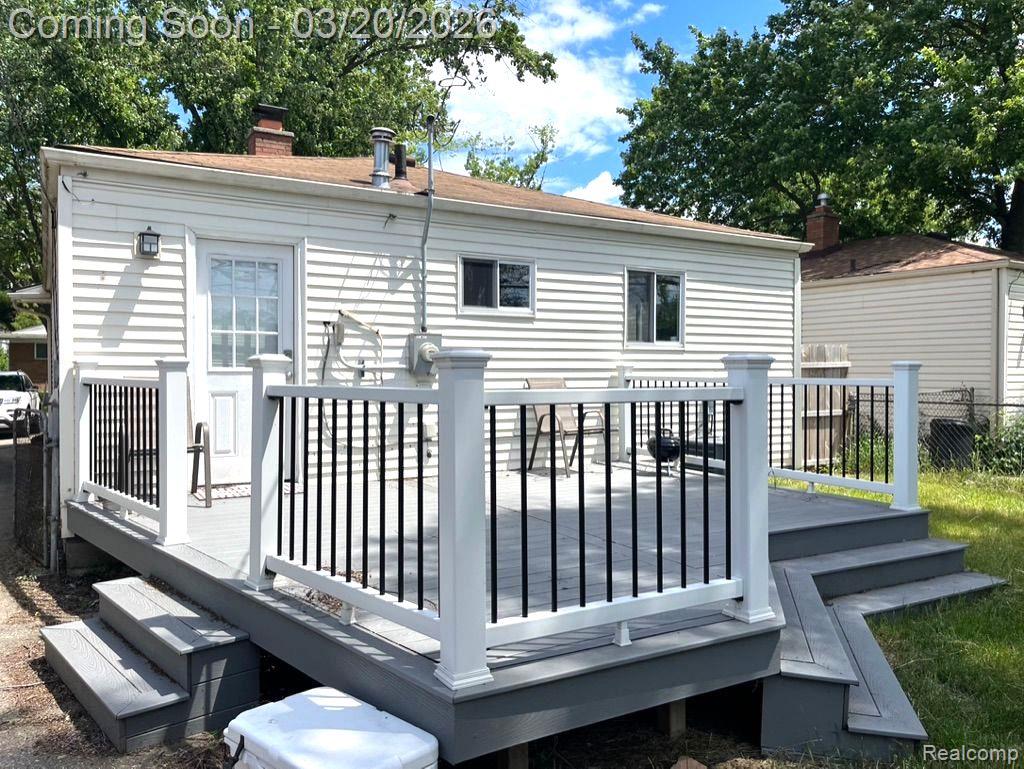 28817 Groveland Street