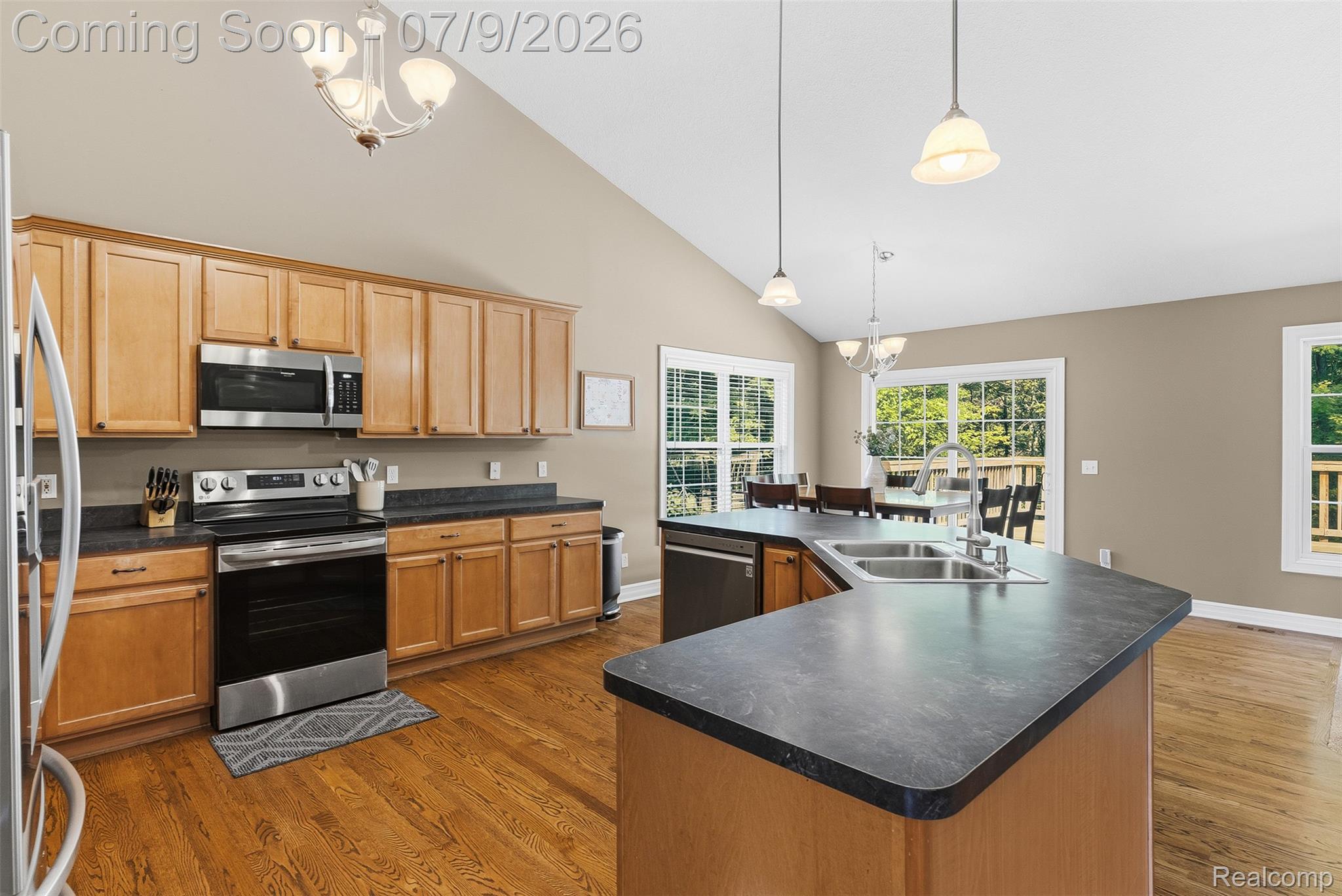 9285 Pine Walk Pass