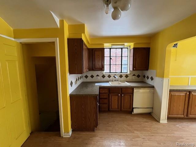 18691 Marlowe Street