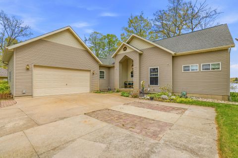 5550 Cozy Point Drive Croton Township MI 49337