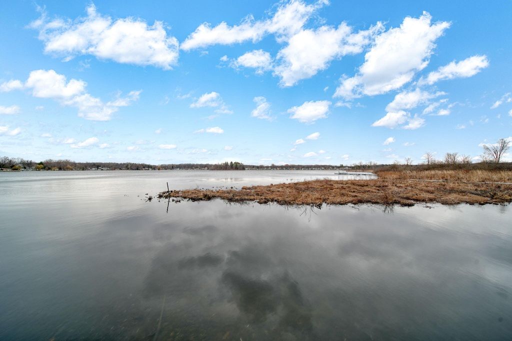 listing image 79