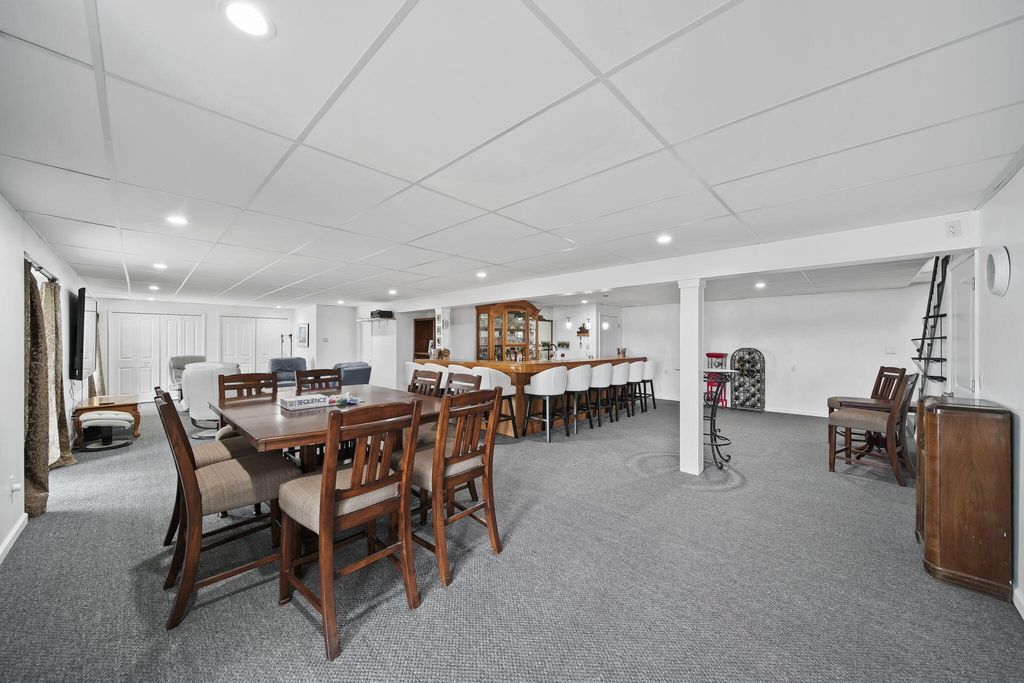 listing image 52