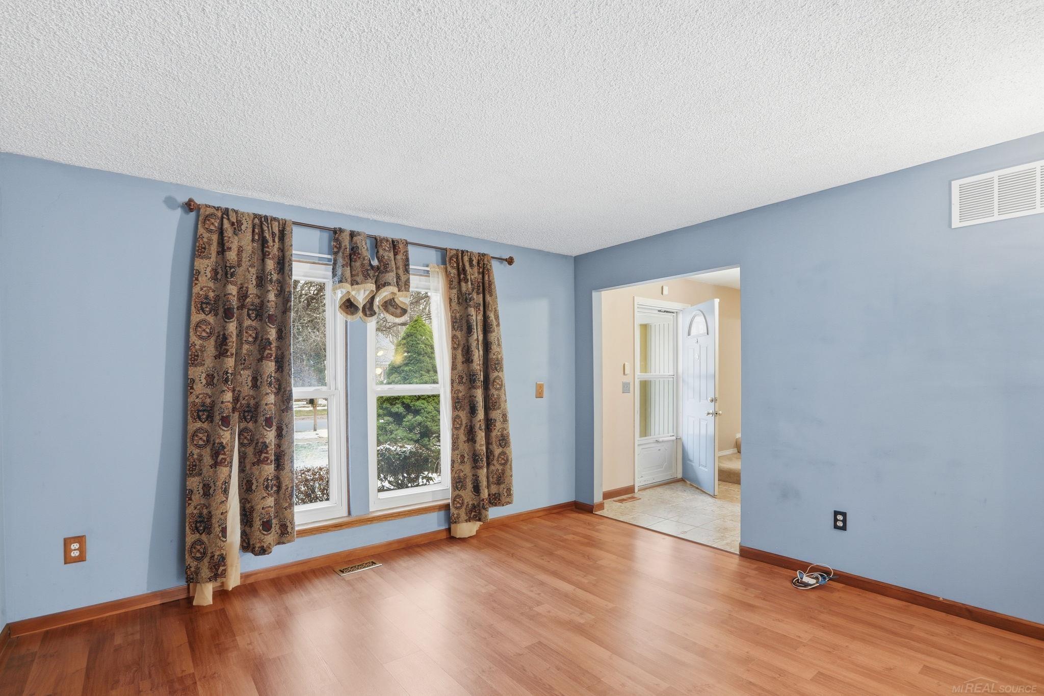 54173 Avondale Drive