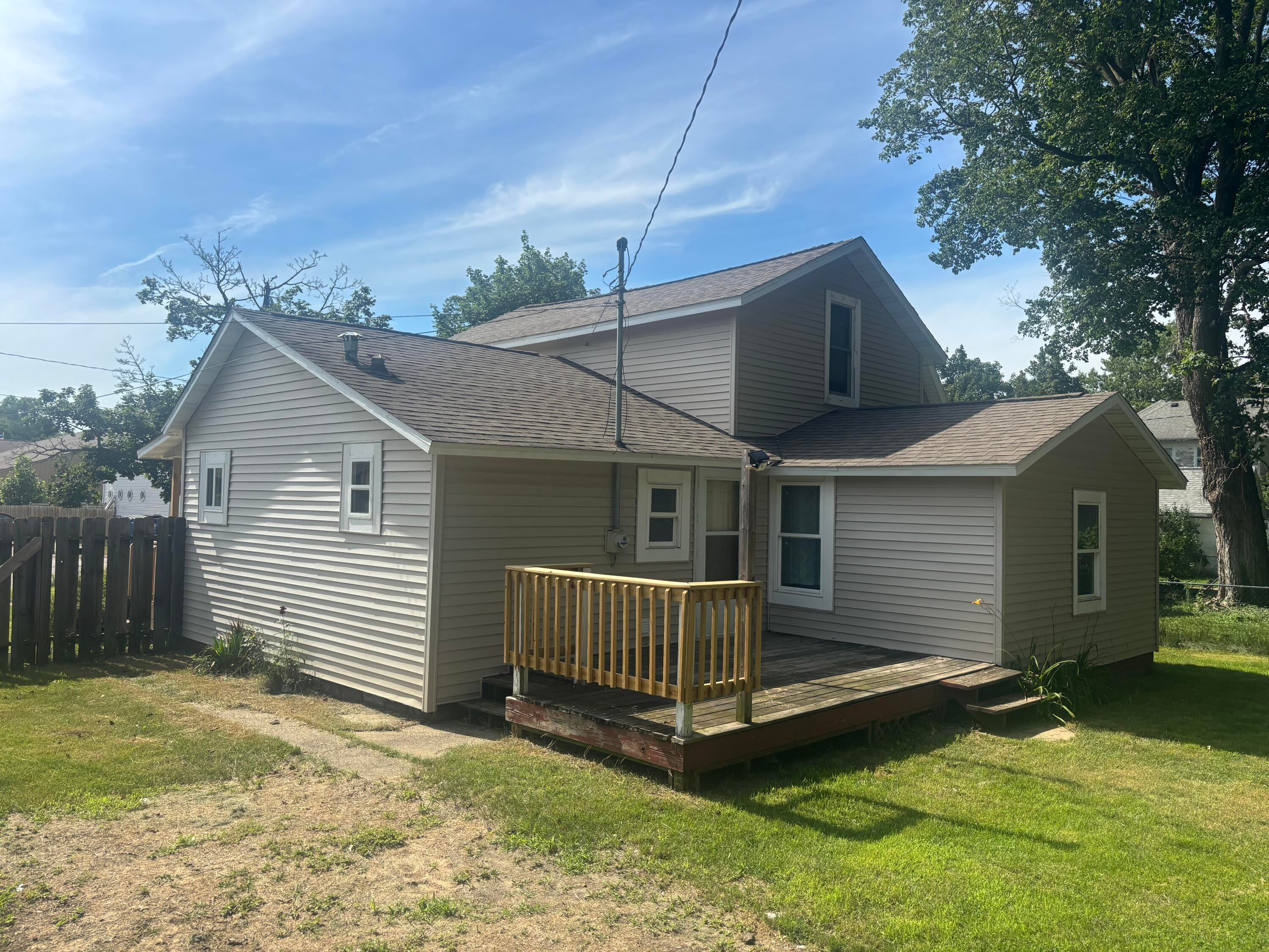 121 S Railroad Street