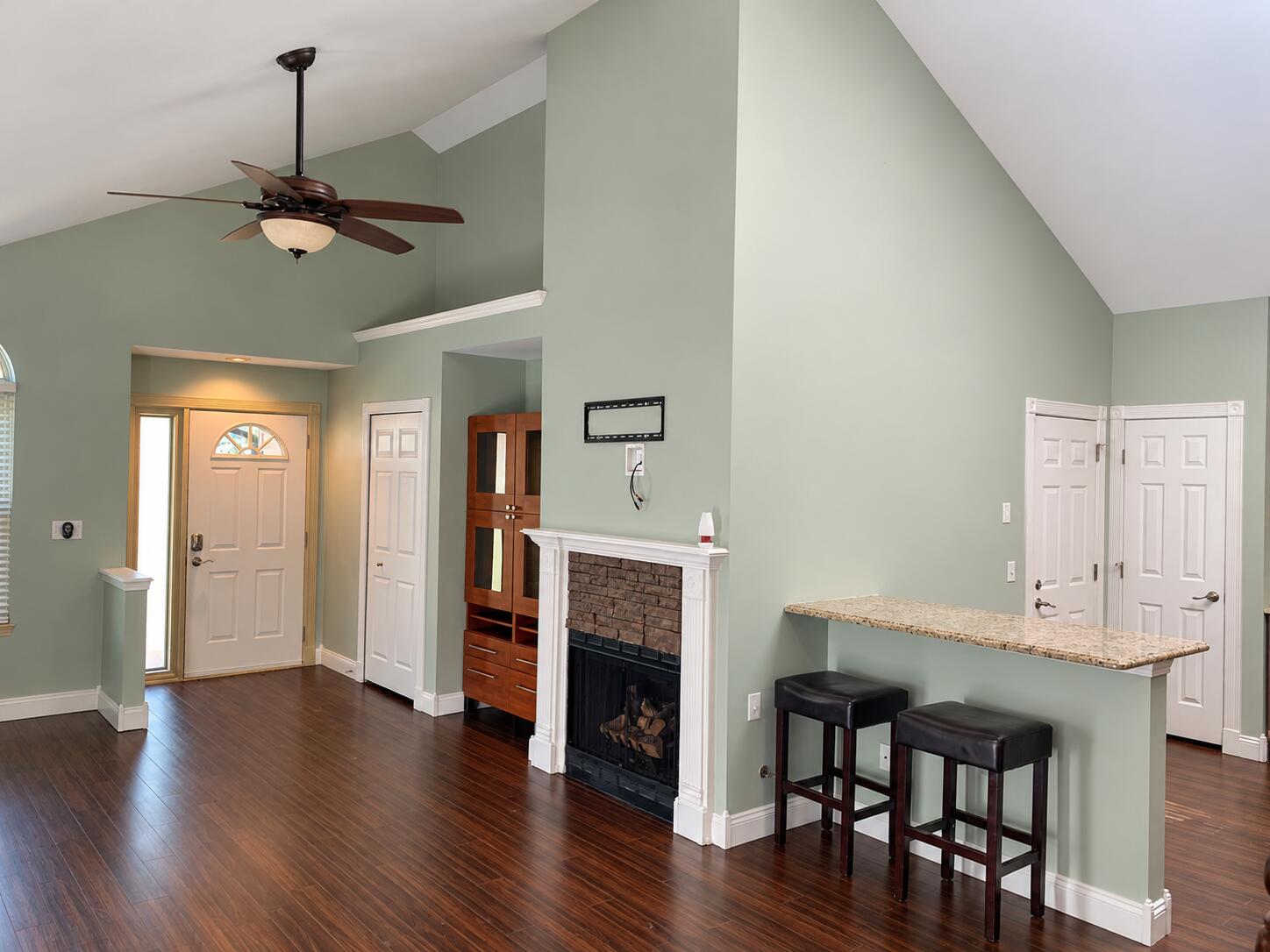 2557 Country Village Court