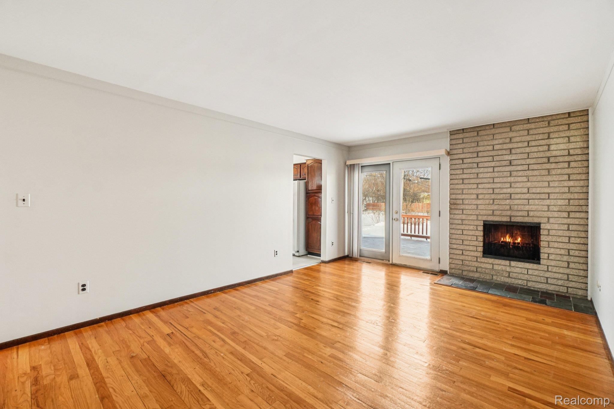 28312 Mackenzie Drive