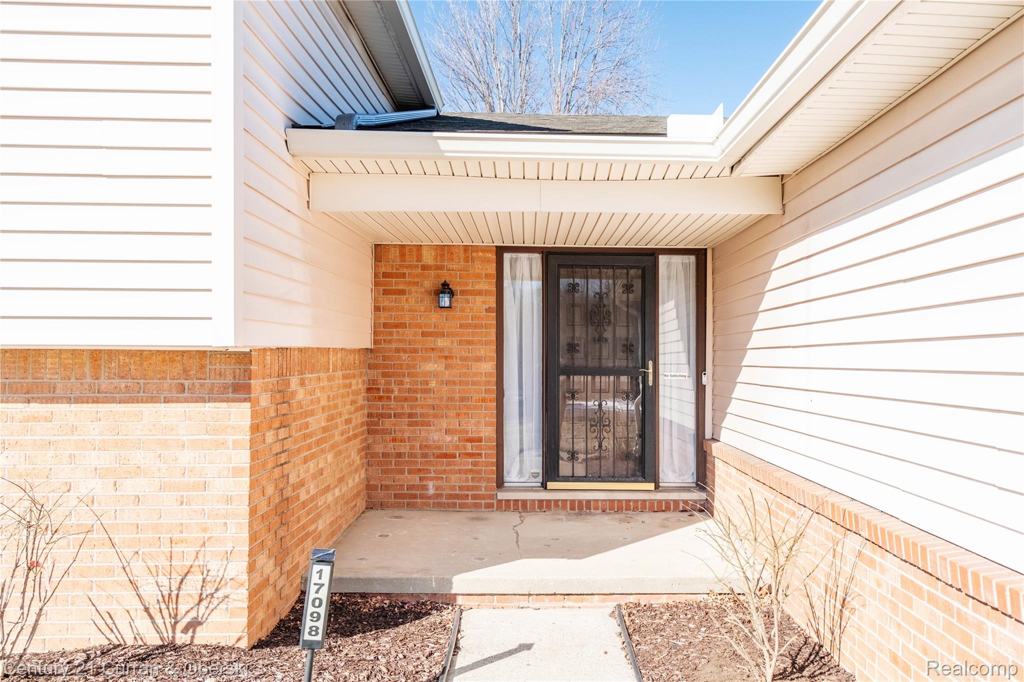 17098 Coral Gables Street