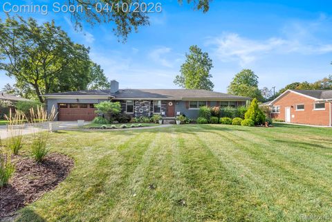 31700 Nixon Street Beverly Hills Village MI 48025