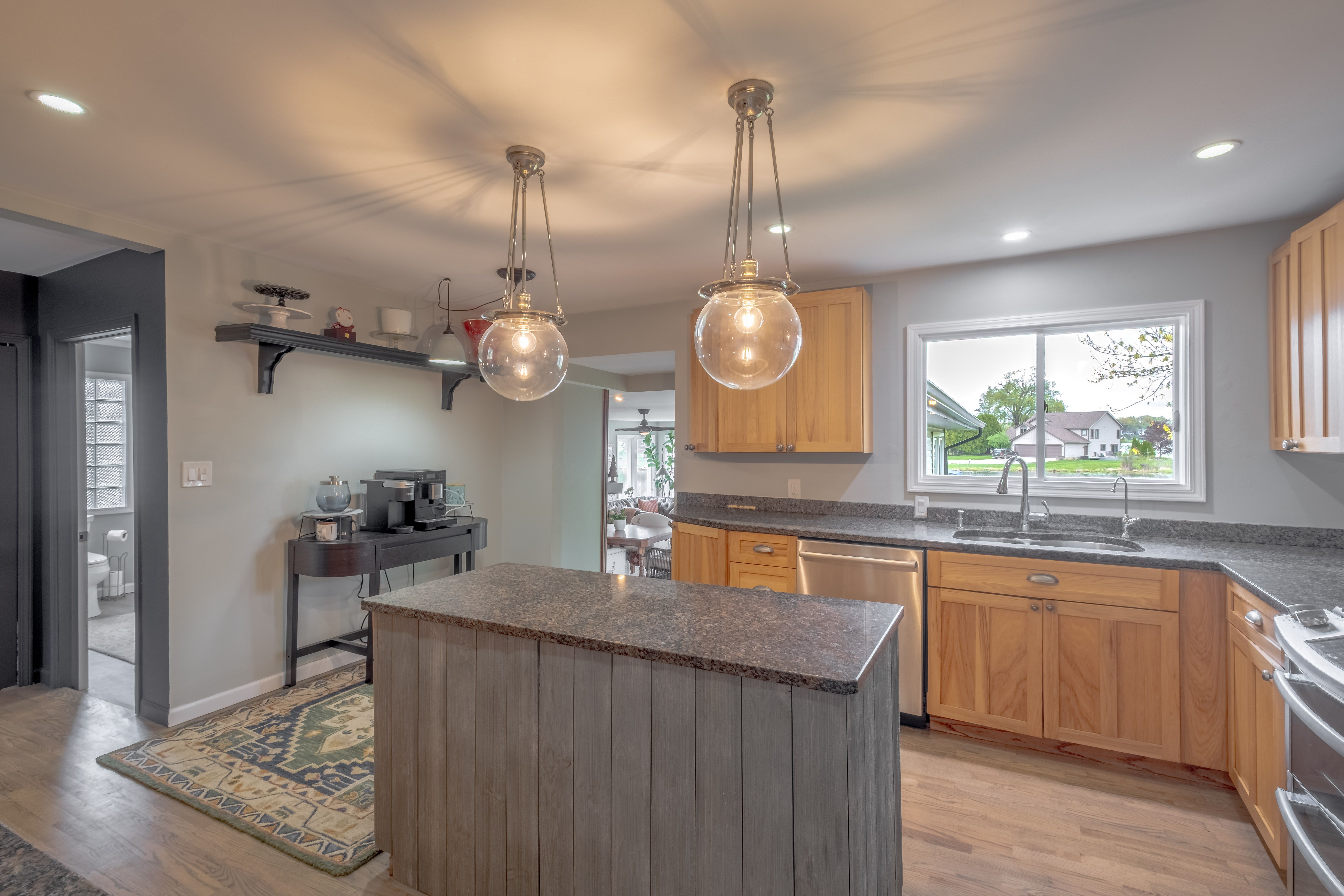 Tyrone Township Livingston, Michigan 48430, United States, 2 Bedrooms Bedrooms, ,2 BathroomsBathrooms,Residential,Active,131200