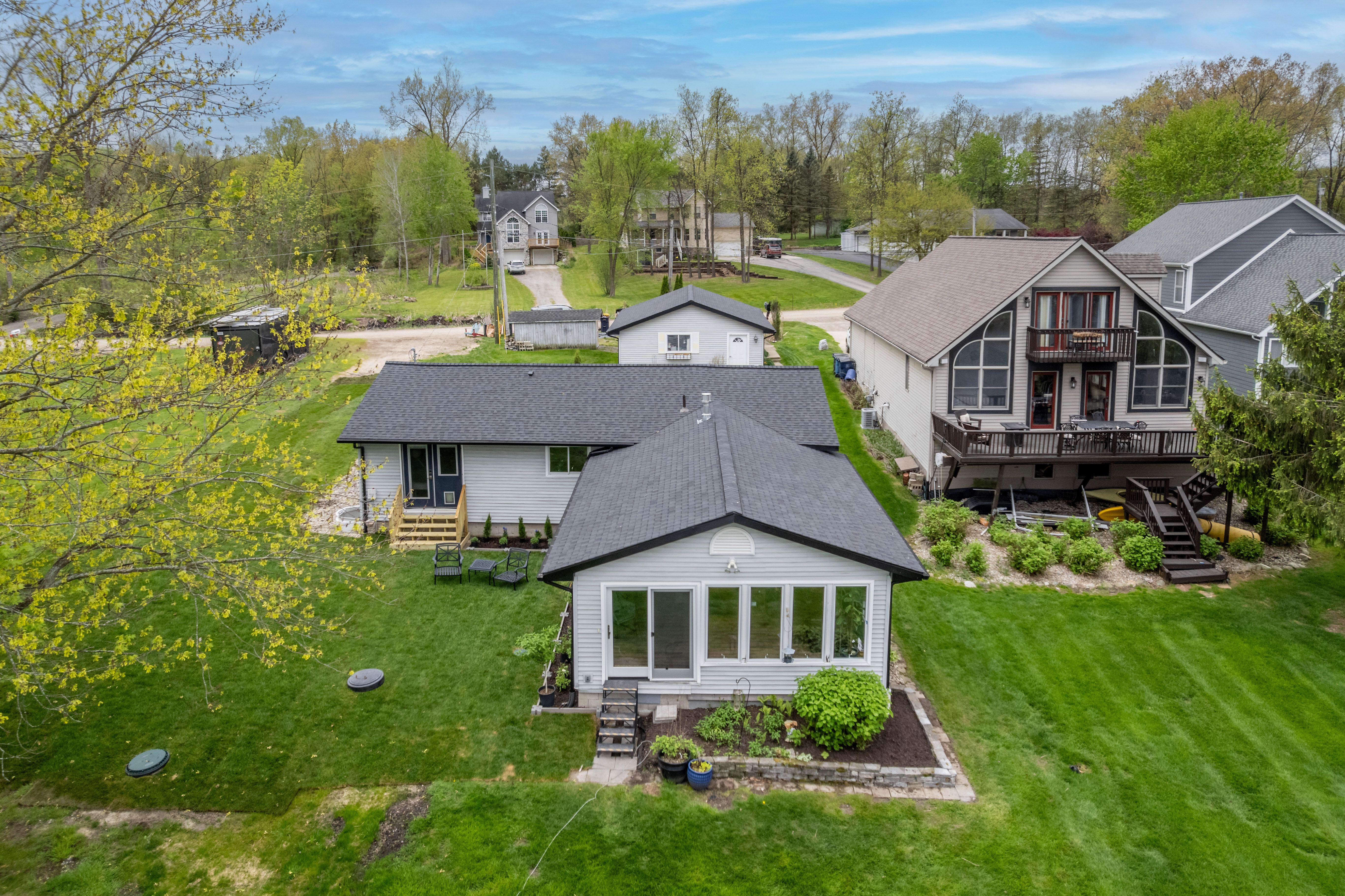 10122 WALNUT SHORES Drive