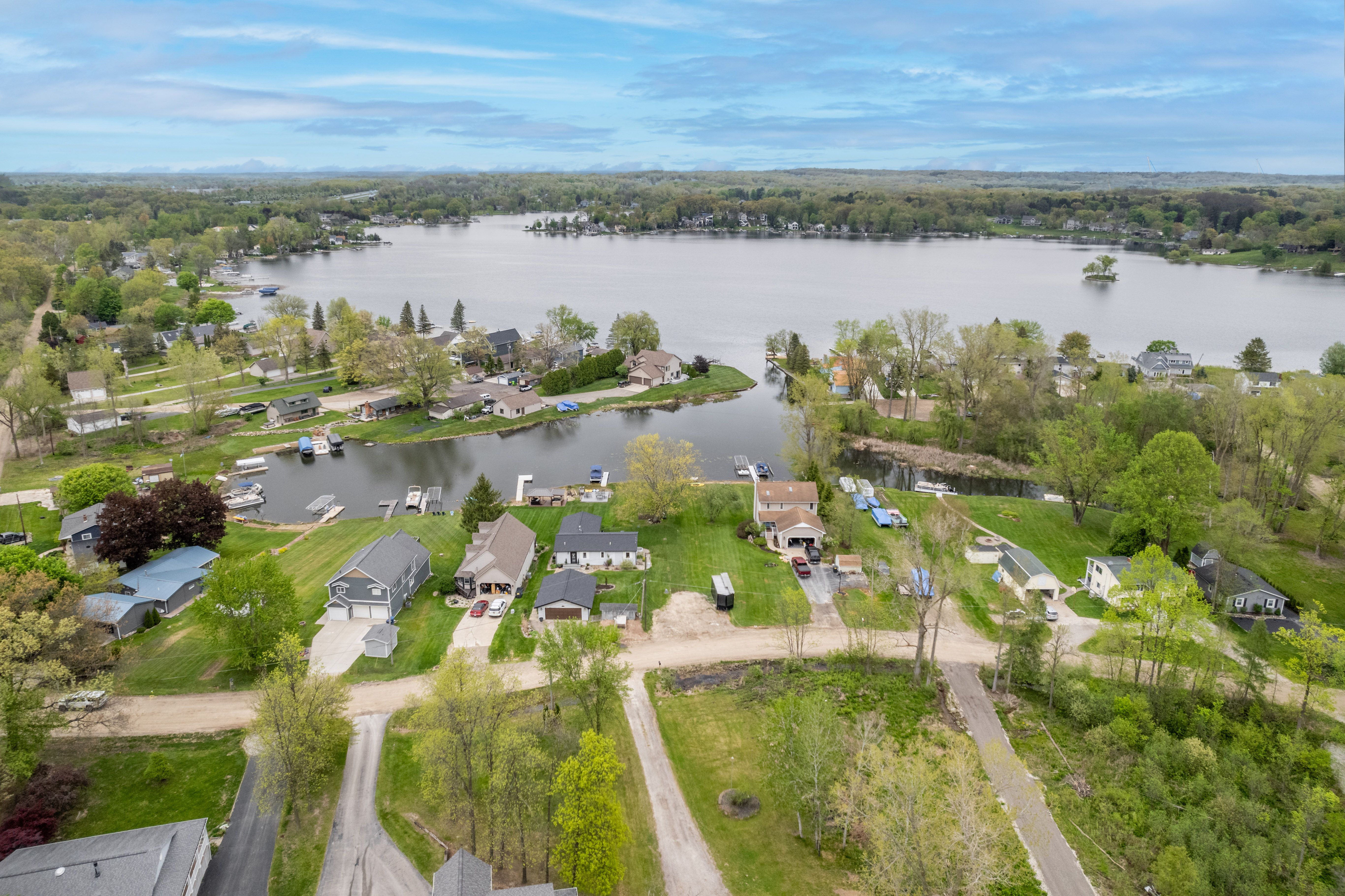 10122 WALNUT SHORES Drive