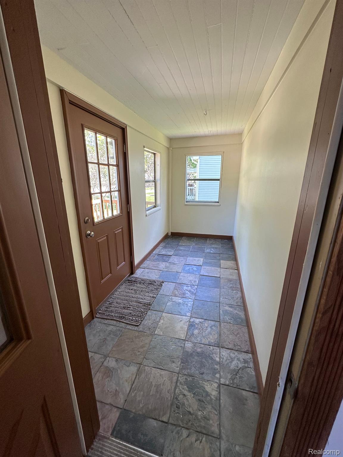 543 W Middle Street