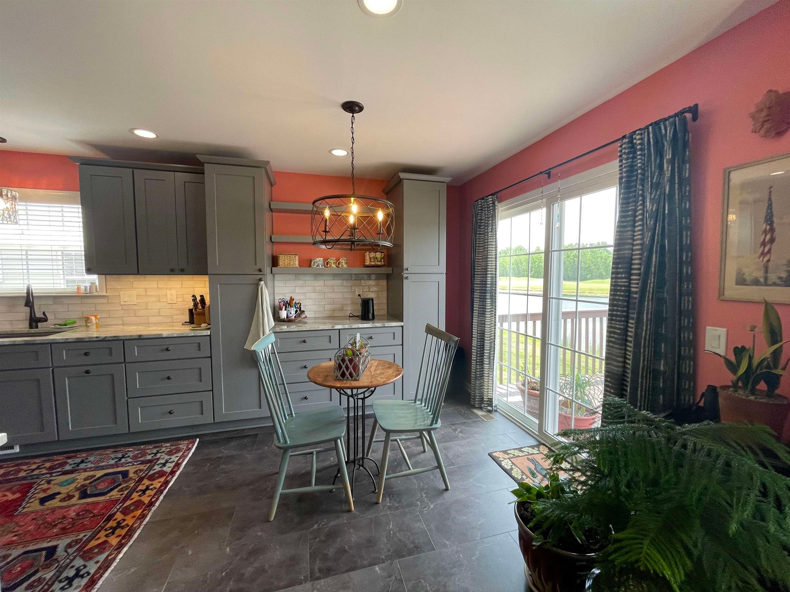 6174 Lone Oak Circle