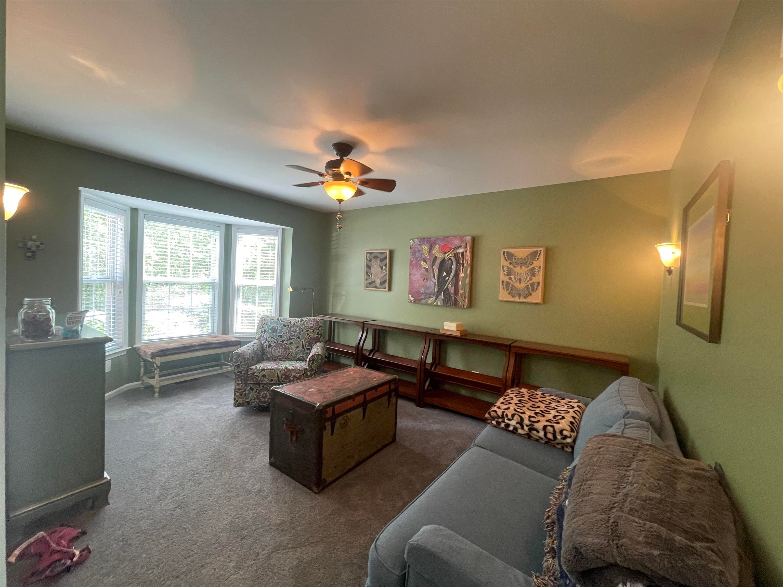 6174 Lone Oak Circle