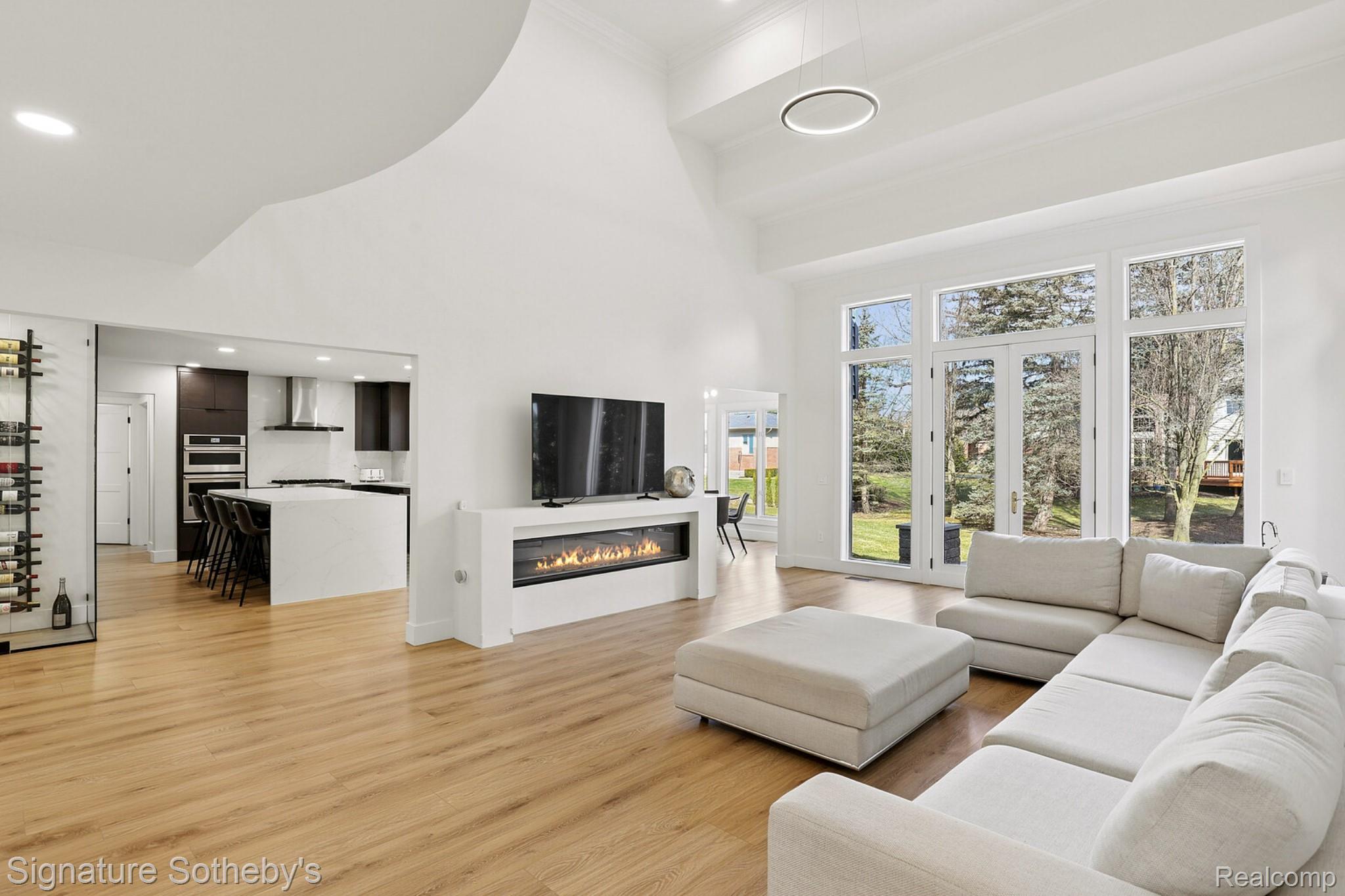 2532 Cedar Brook Court