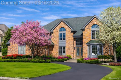 2532 Cedar Brook Court Rochester Hills City MI 48309