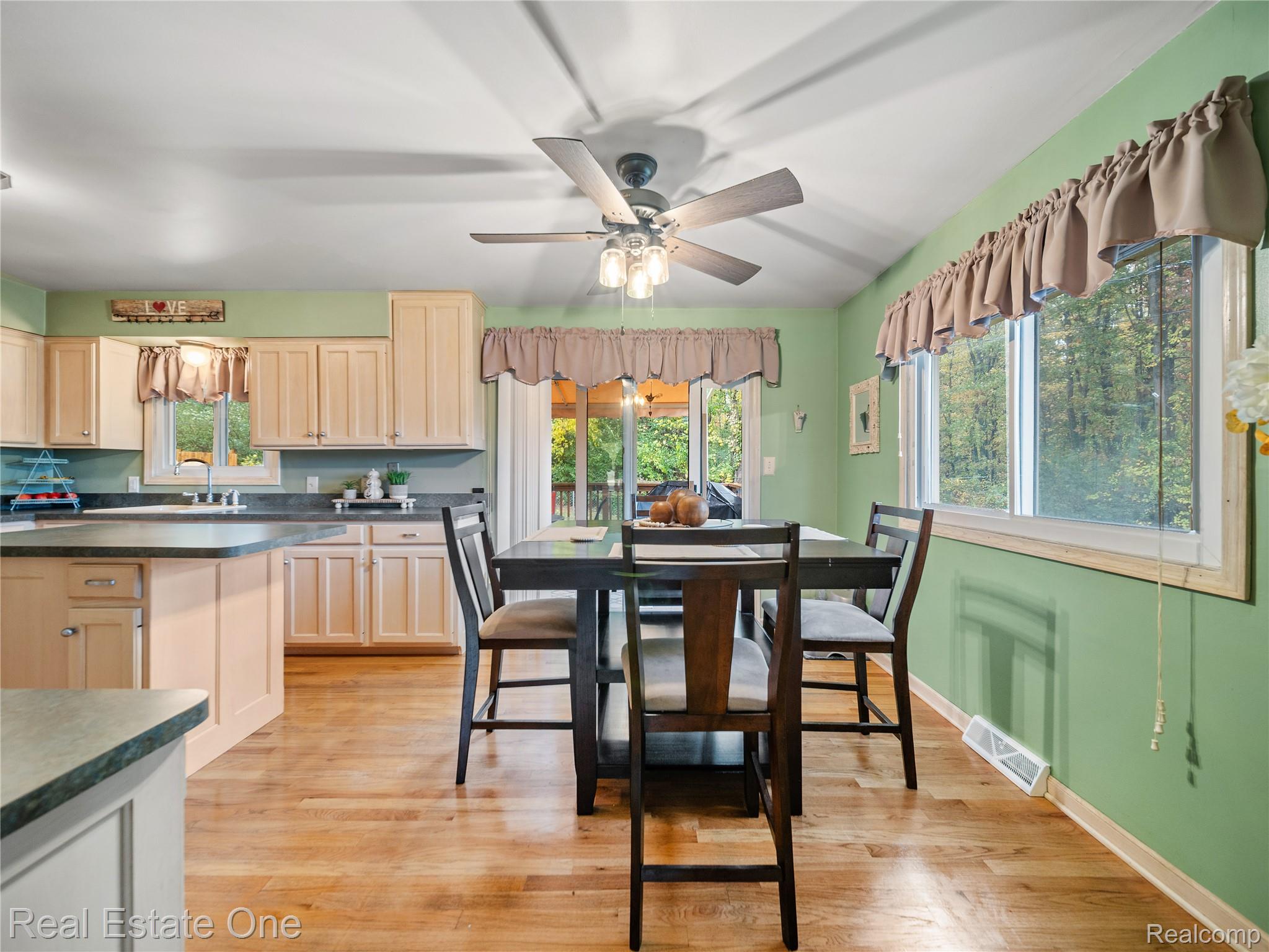 8789 Fieldcrest Drive