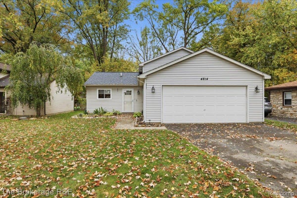 4814 FENMORE AVE, WATERFORD, MI 48328 - Image fdf12a2d30aa6b8d21df071f7f25f0b6/2331350427