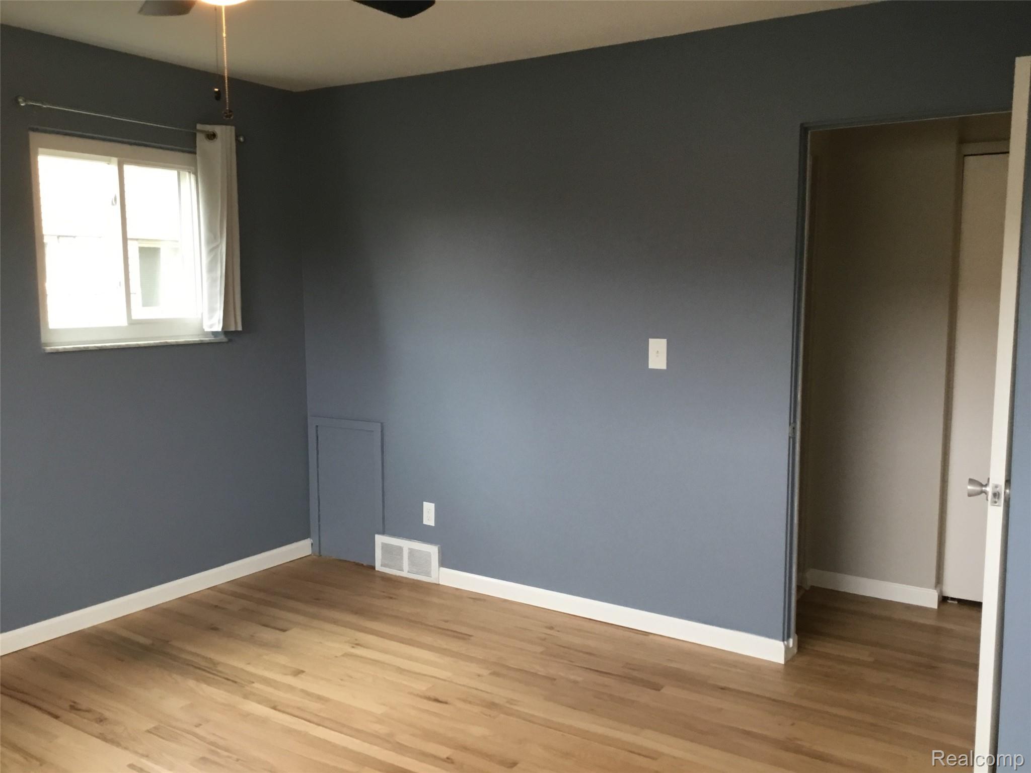 Royal Oak City, Michigan 48073, United States, 1 Bedroom Bedrooms, ,1 BathroomBathrooms,Residential,Active,232705