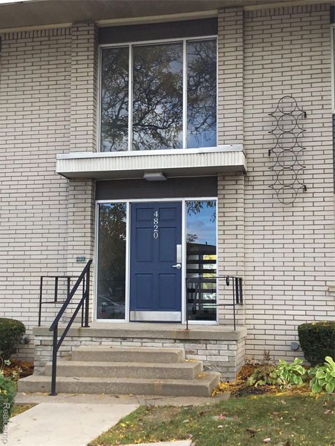 4820 Briarwood Avenue 4 Royal Oak City MI 48073
