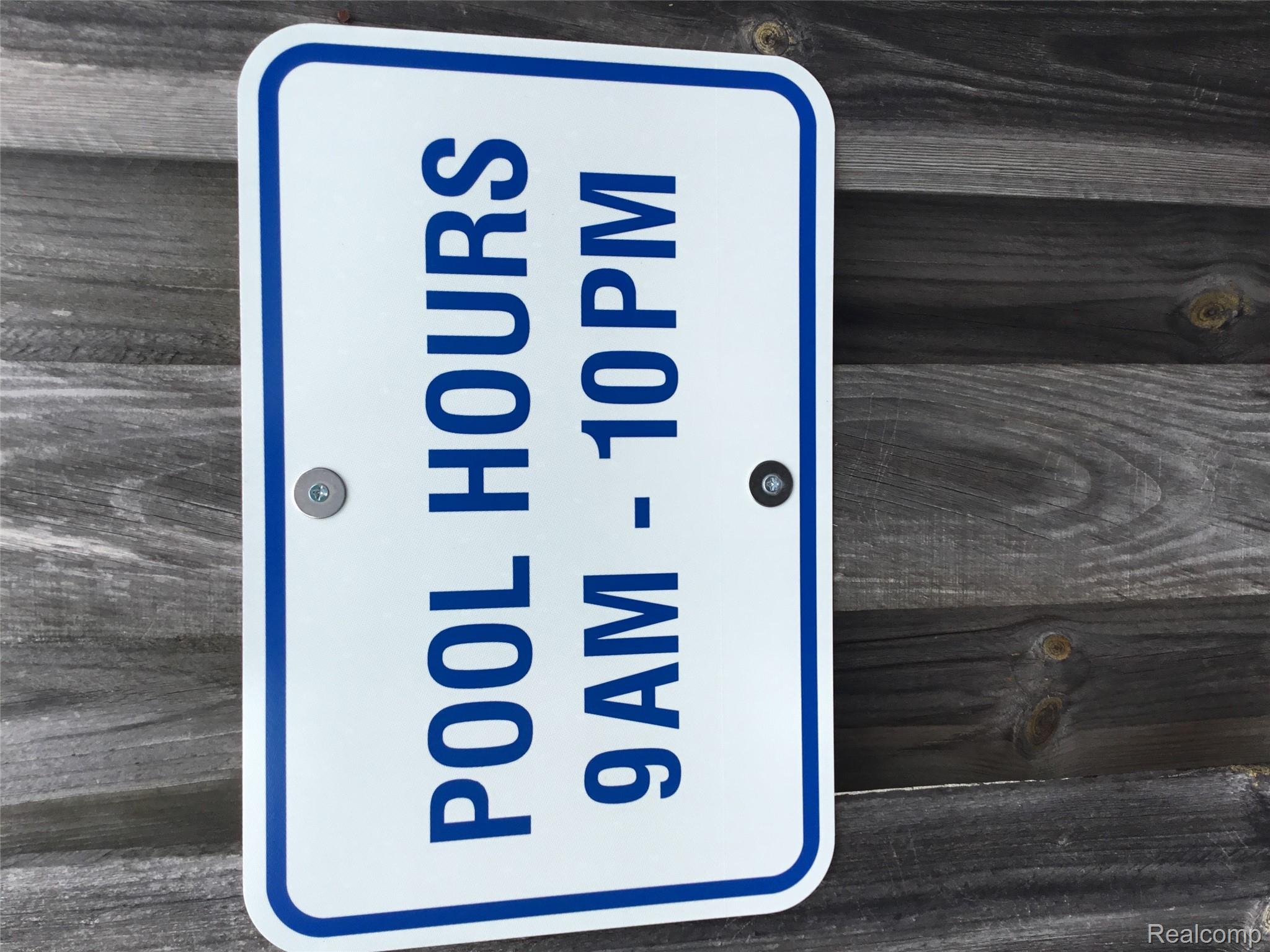 Royal Oak City, Michigan 48073, United States, 1 Bedroom Bedrooms, ,1 BathroomBathrooms,Residential,Active,232705