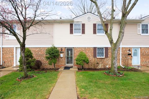 933 Kirts Boulevard Troy City MI 48084