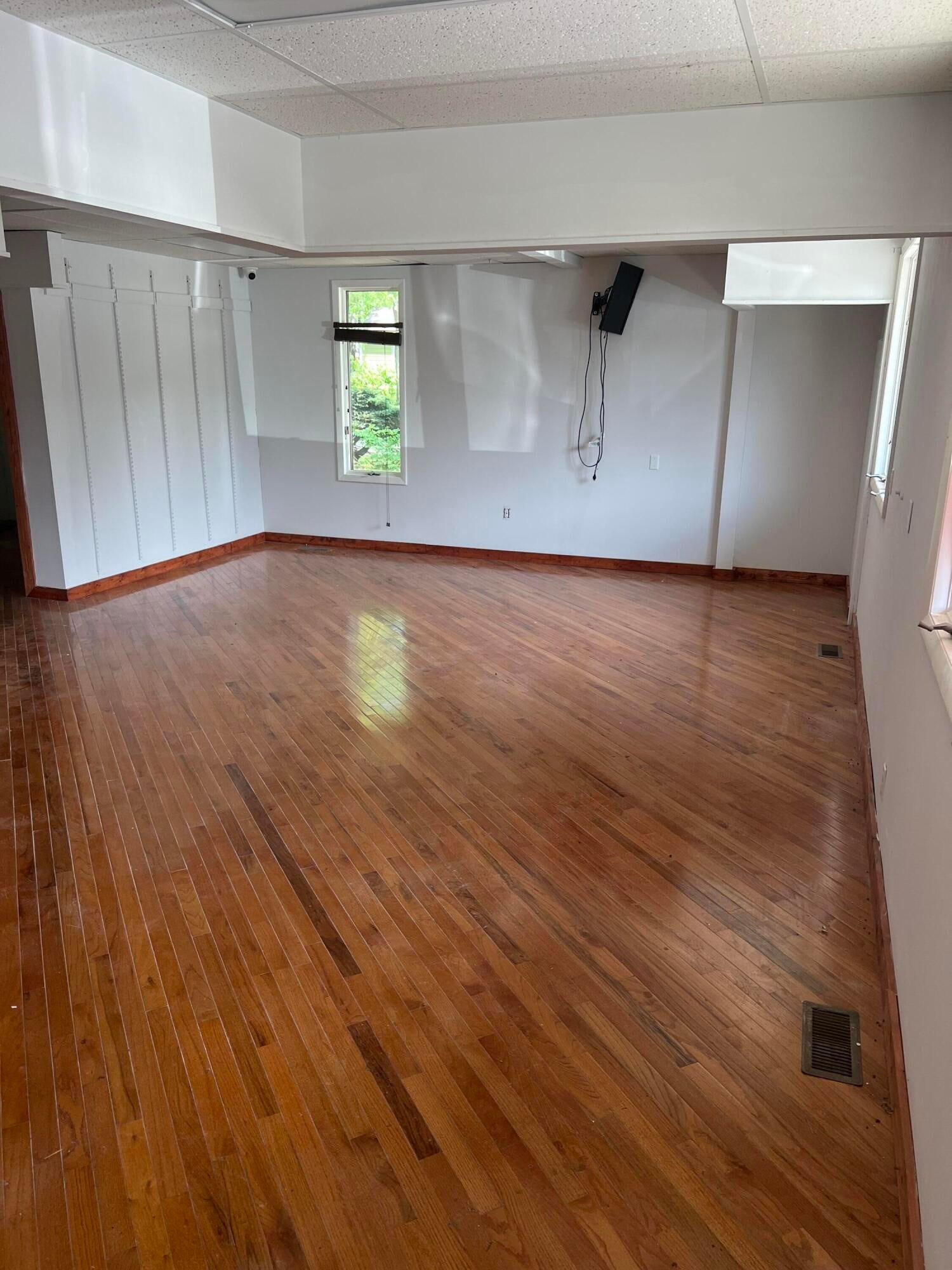 601 S Beacon Boulevard 101