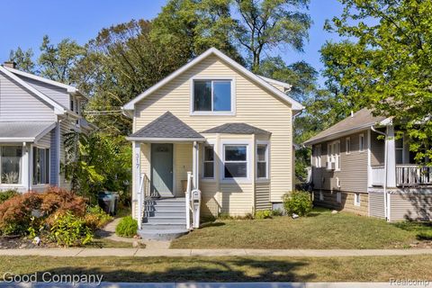 317 E Cambourne Street Ferndale City MI 48220