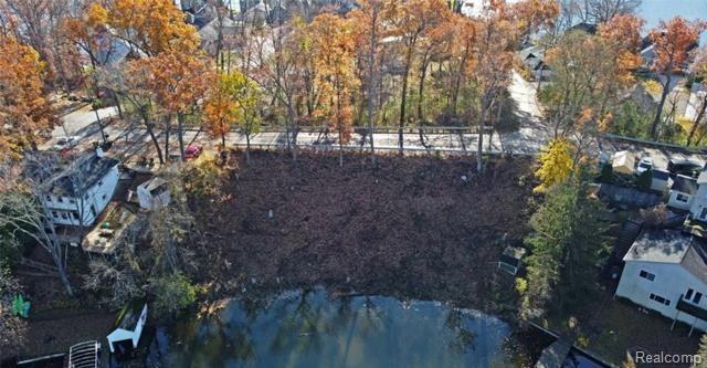 Lot 121 Central Drive
