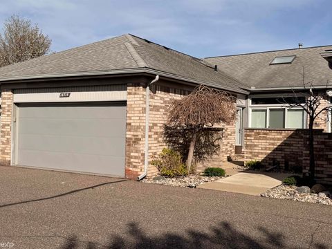 Photo of 14715 Holly Ct, Macomb Township, MI 48315 (MLS # 58050202535)
