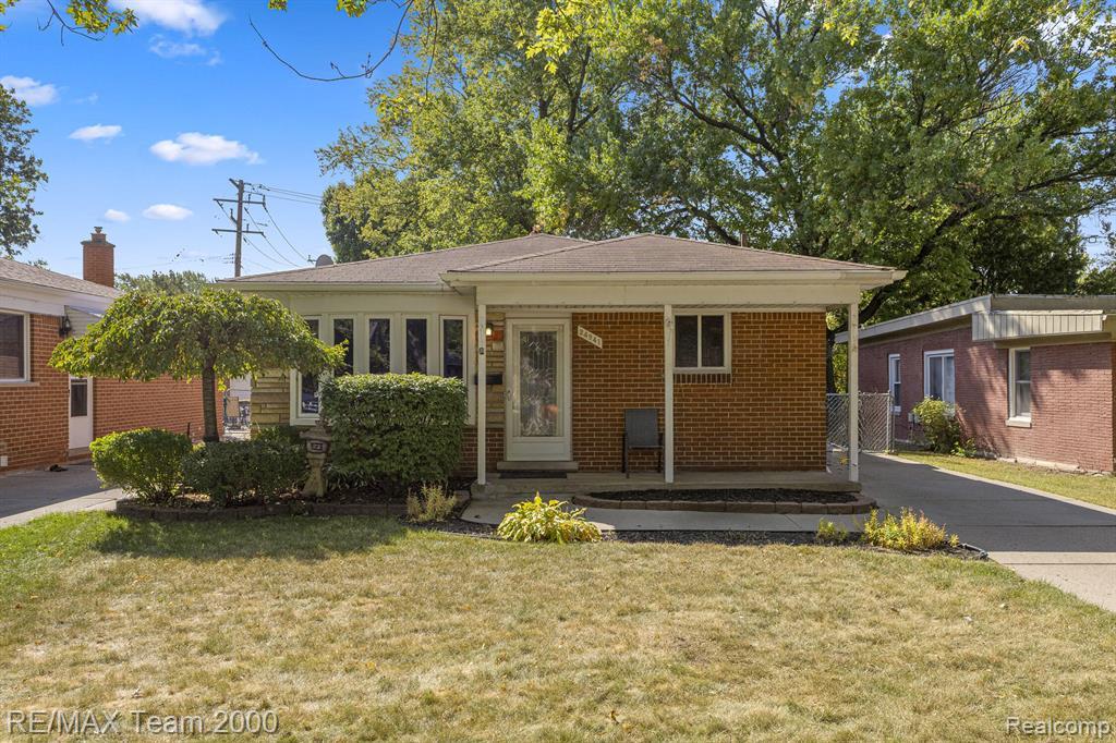 24941 Rouge River Drive