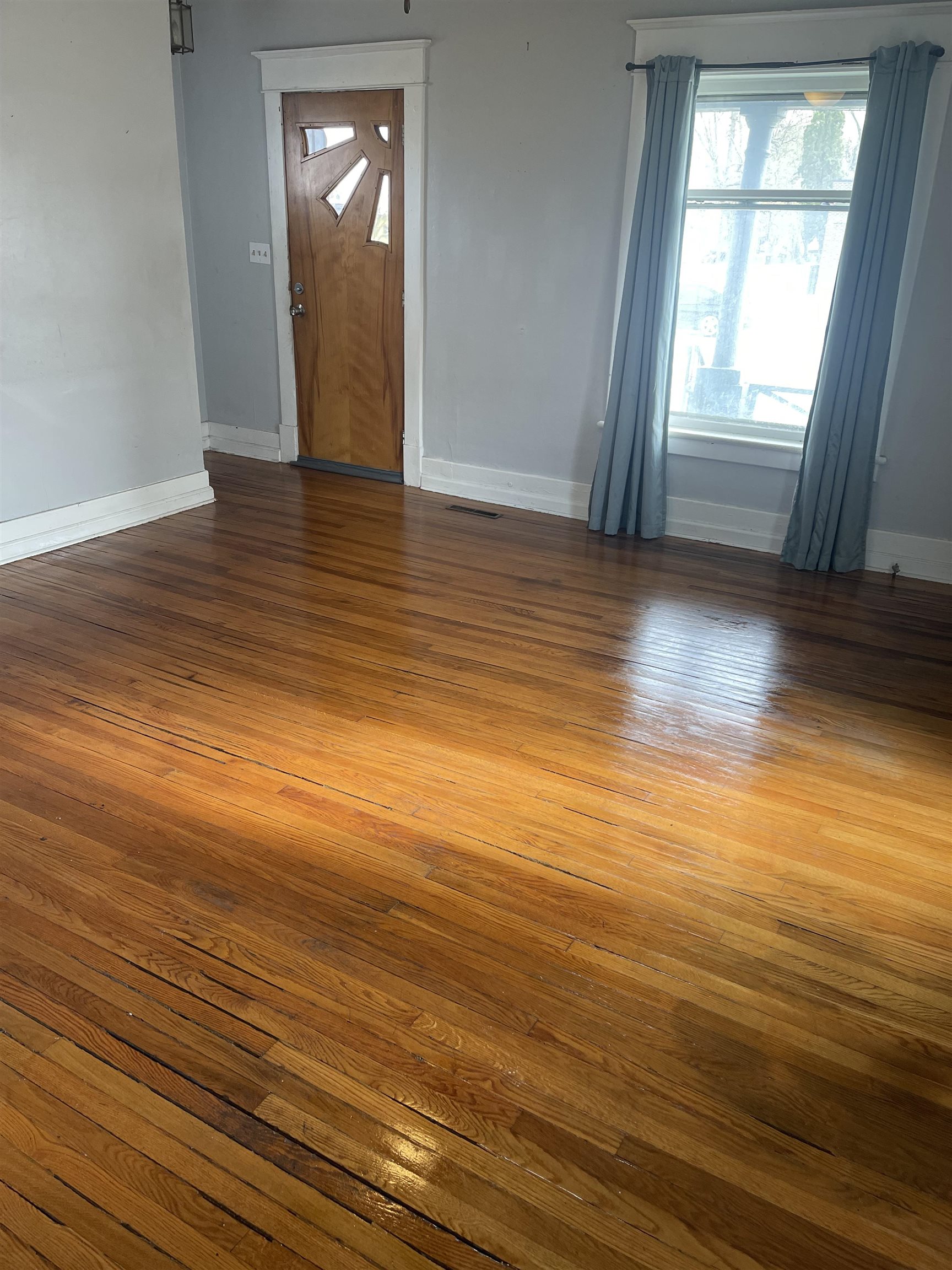 1106 W Main Street