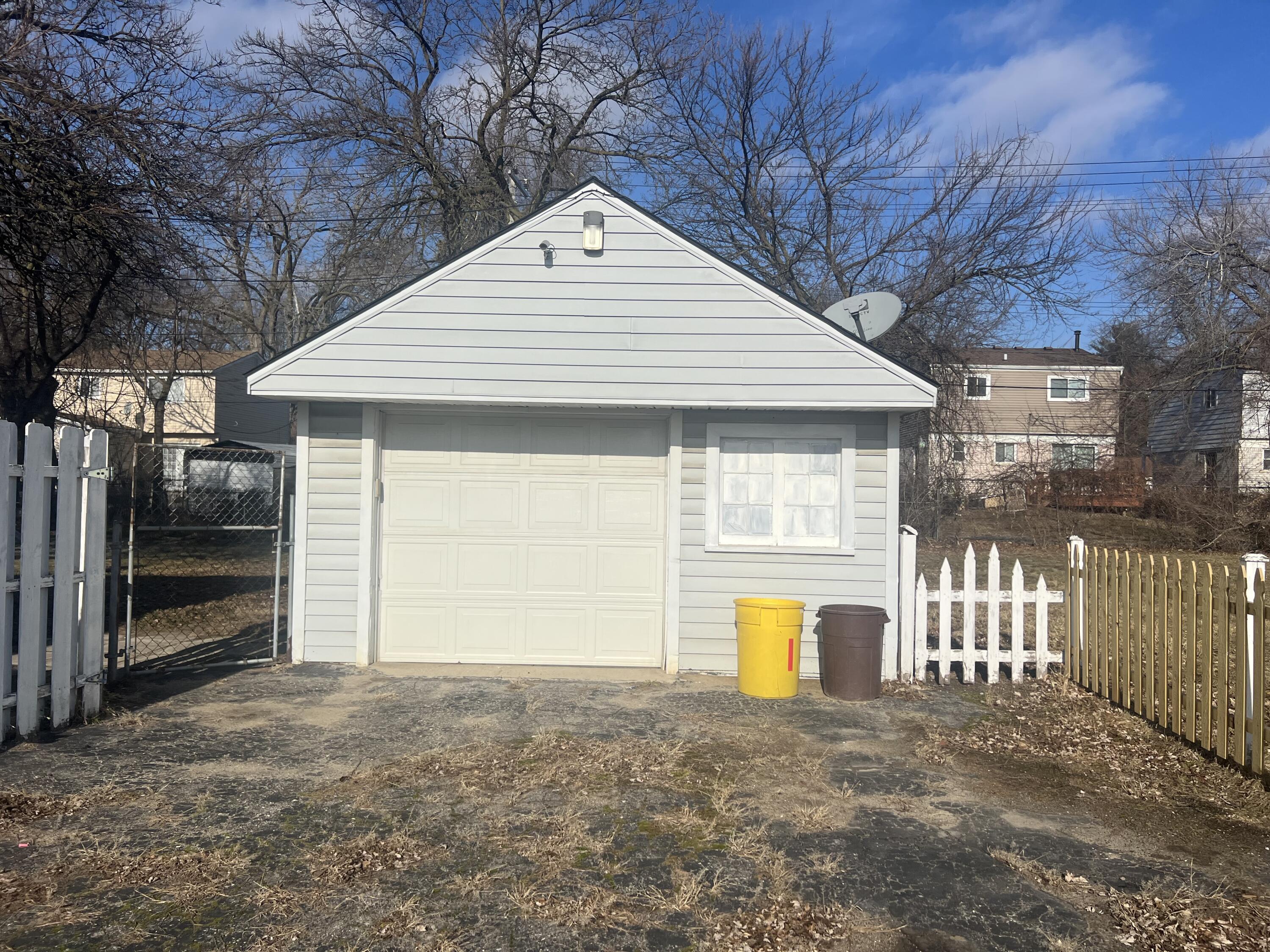 20998 Westhaven Avenue