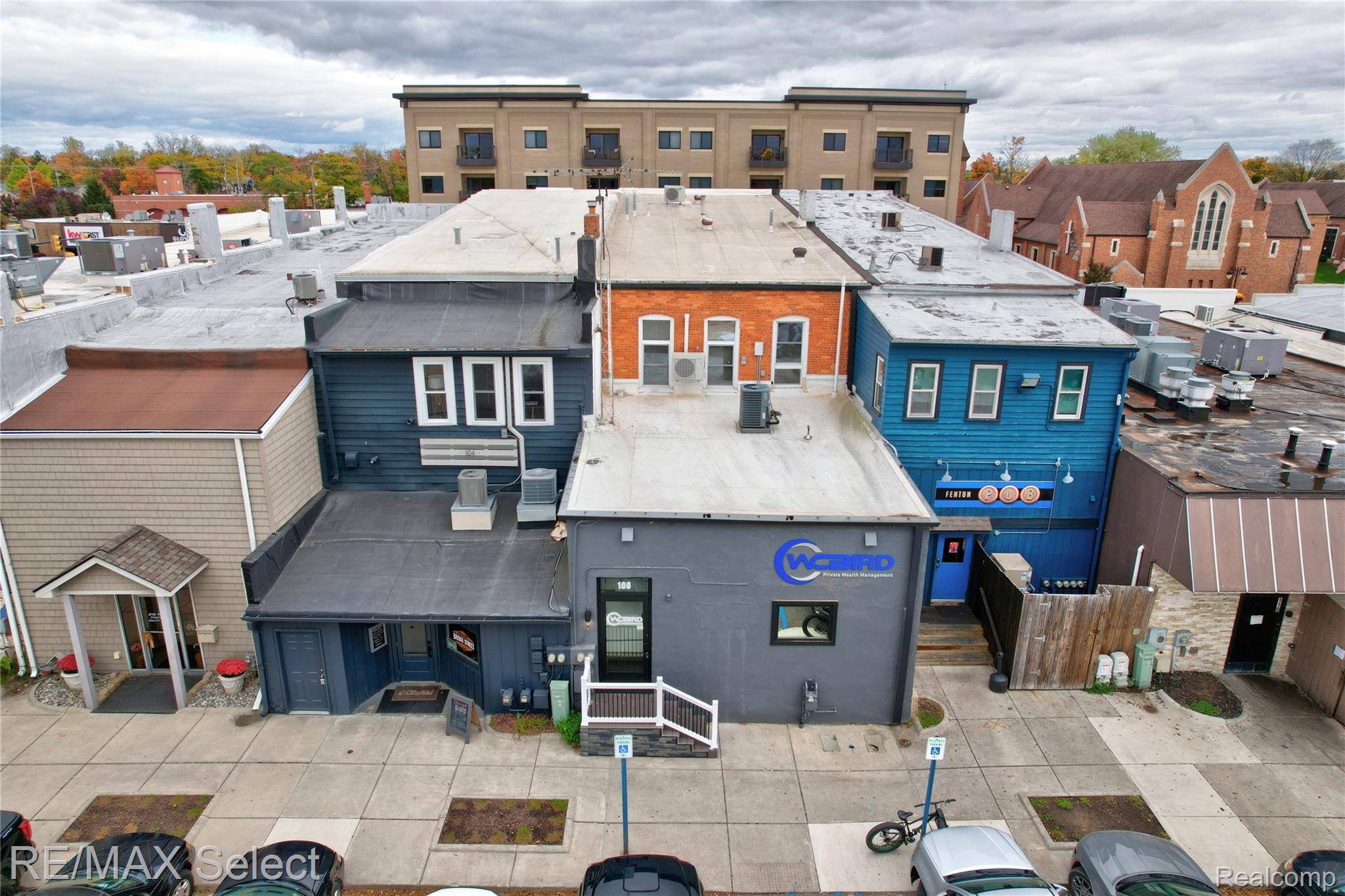 106 S Leroy Street B