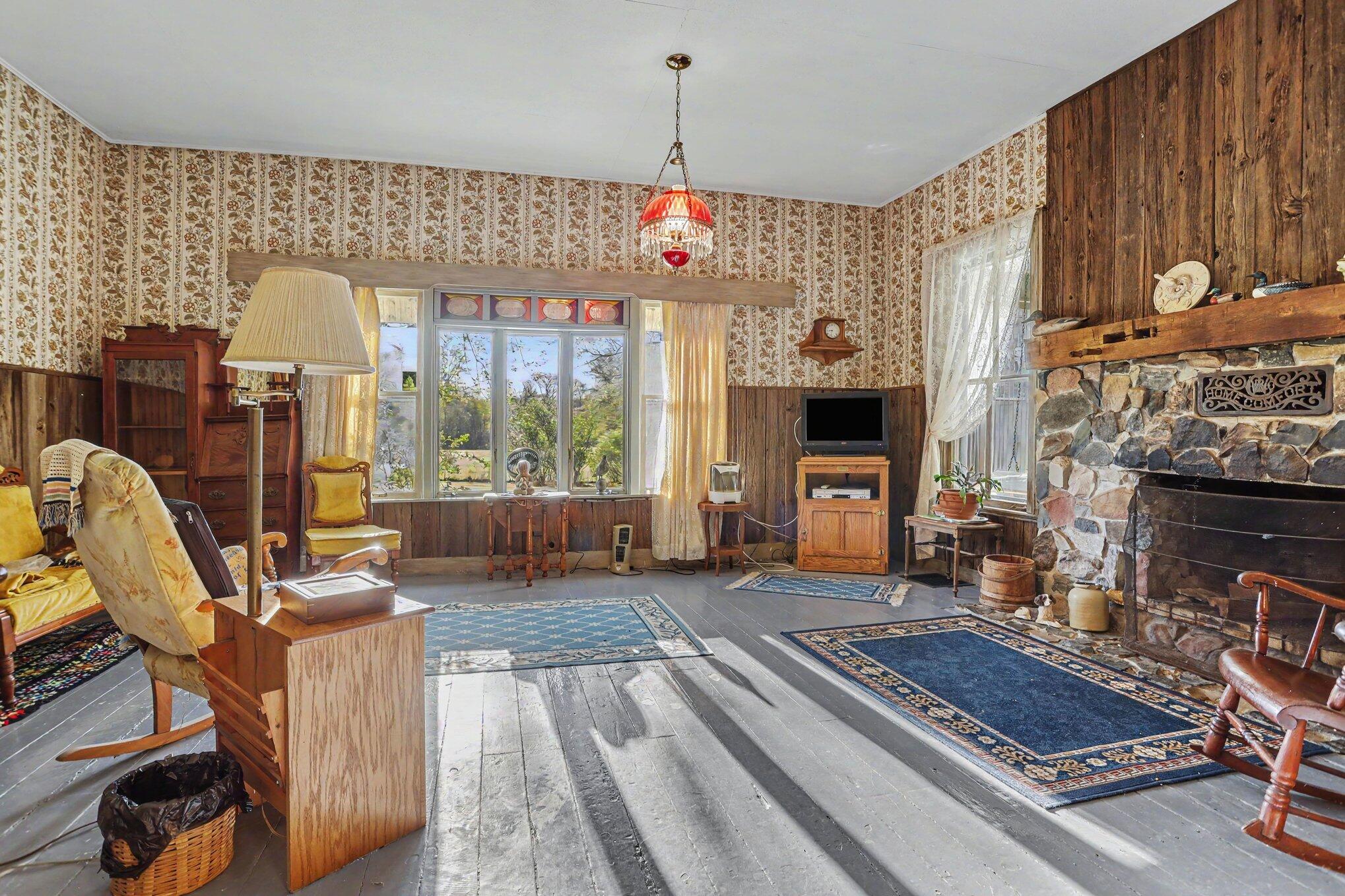4360 Waldorf Road