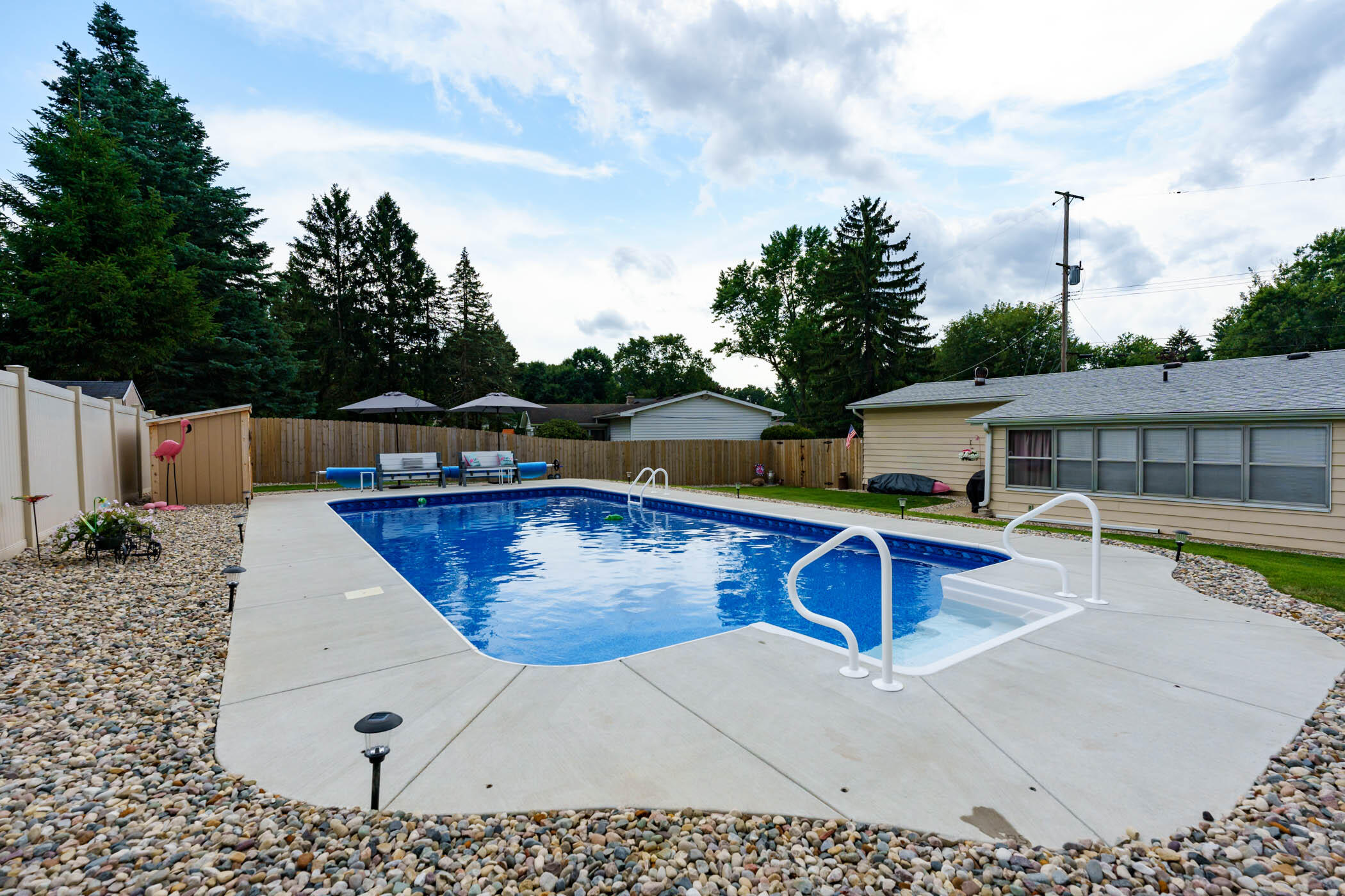 767 Cambridge Drive