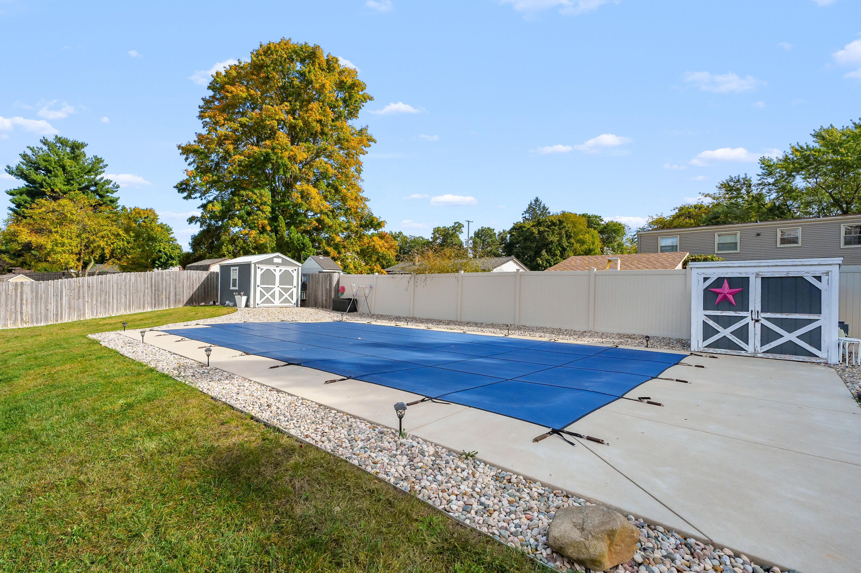 767 Cambridge Drive