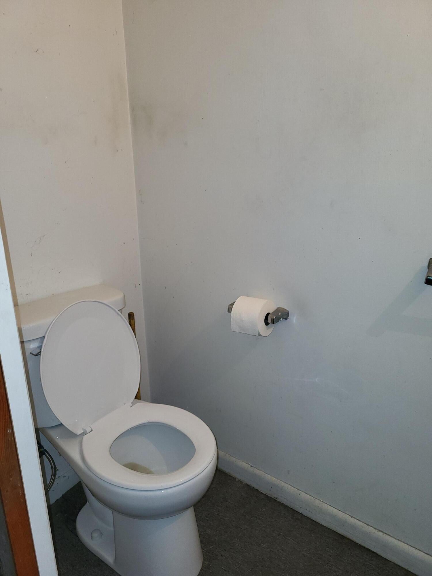 219 E Delaware