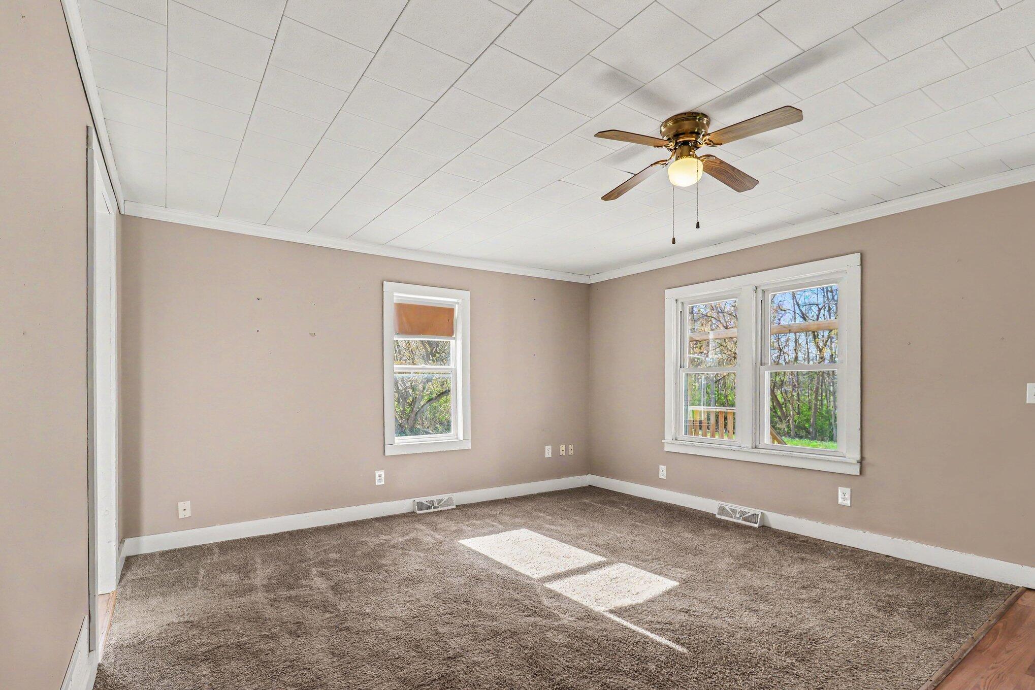 21082 Elm Street