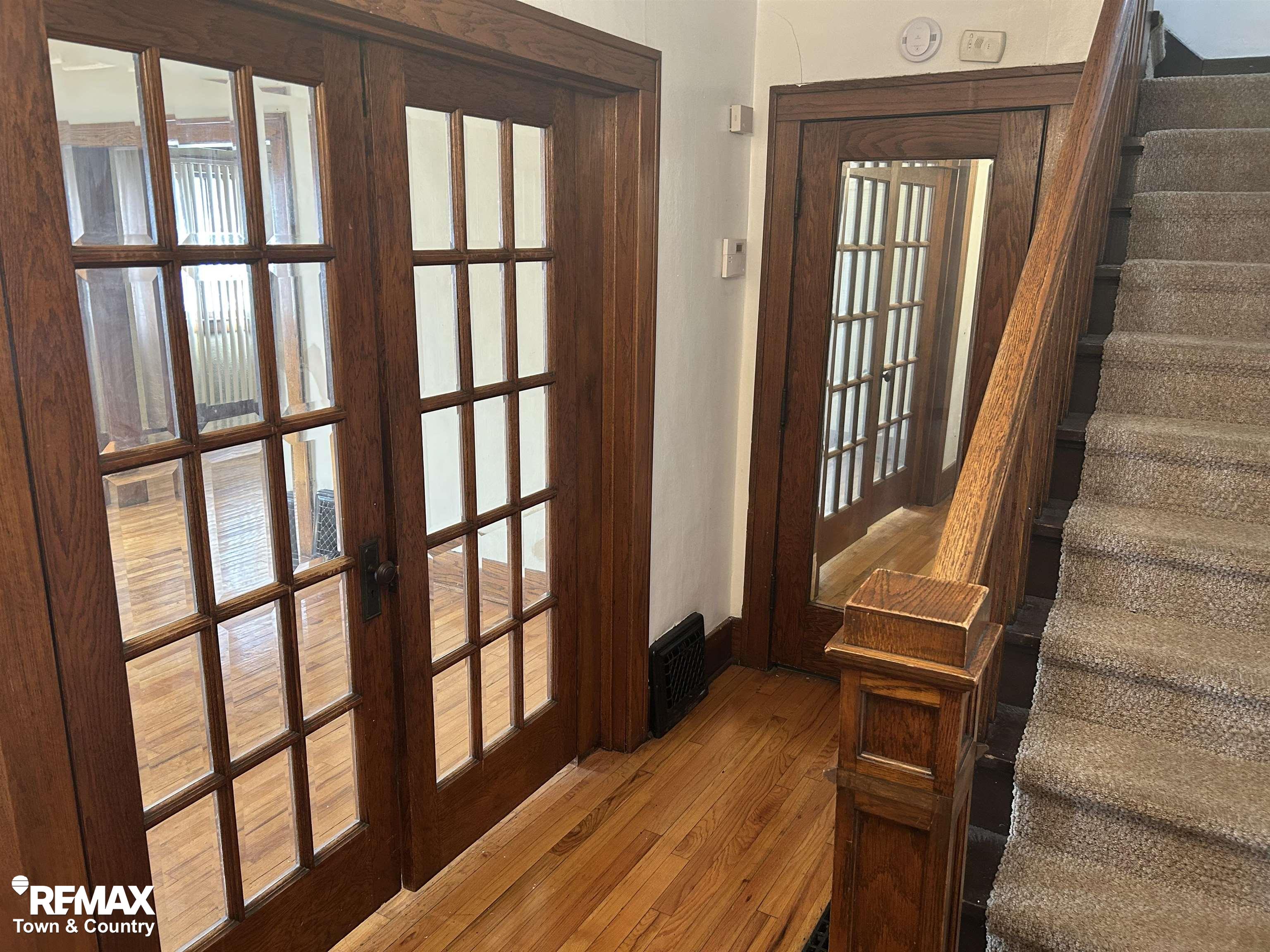 2110 S Grand Traverse Street