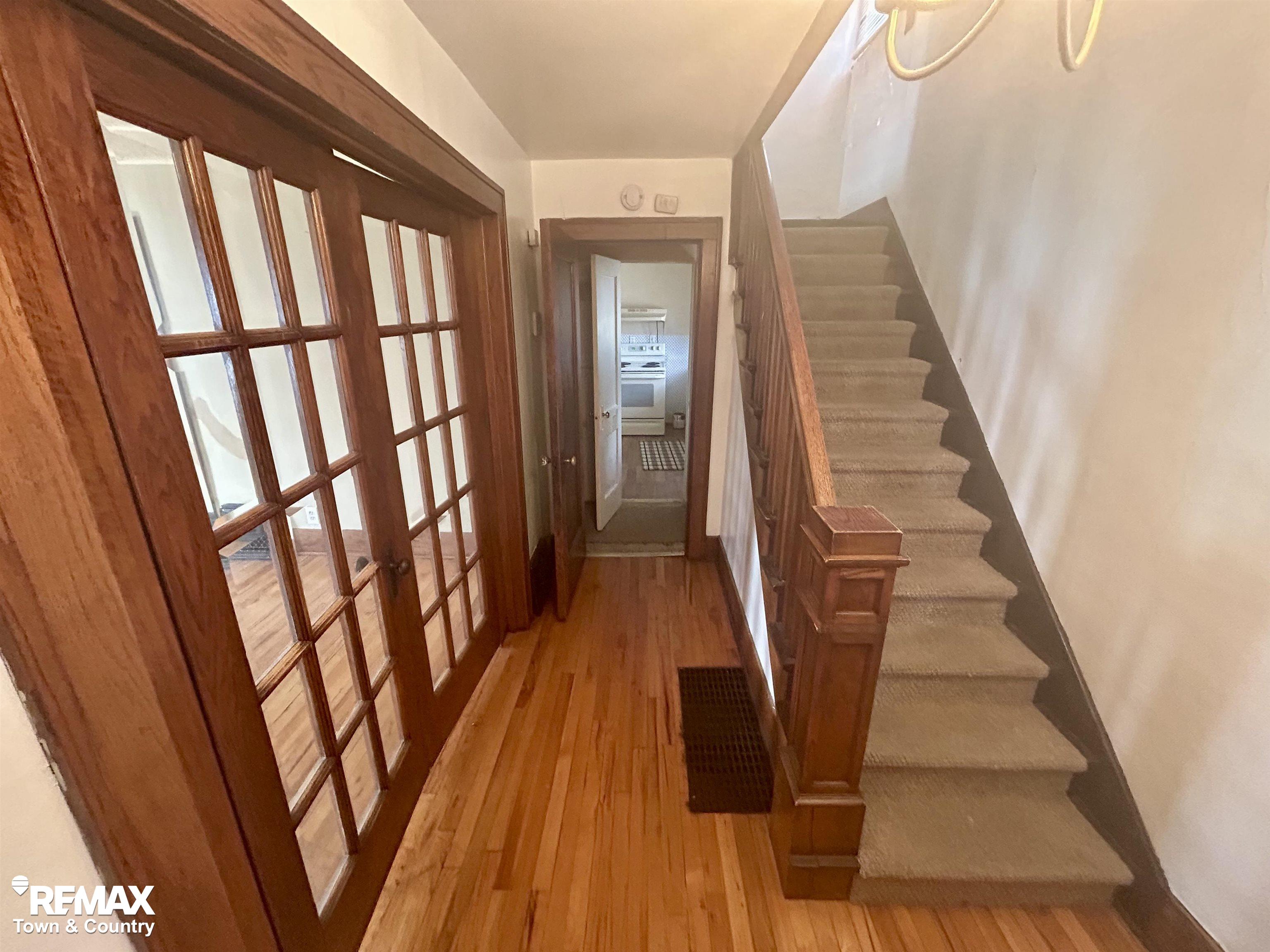 2110 S Grand Traverse Street