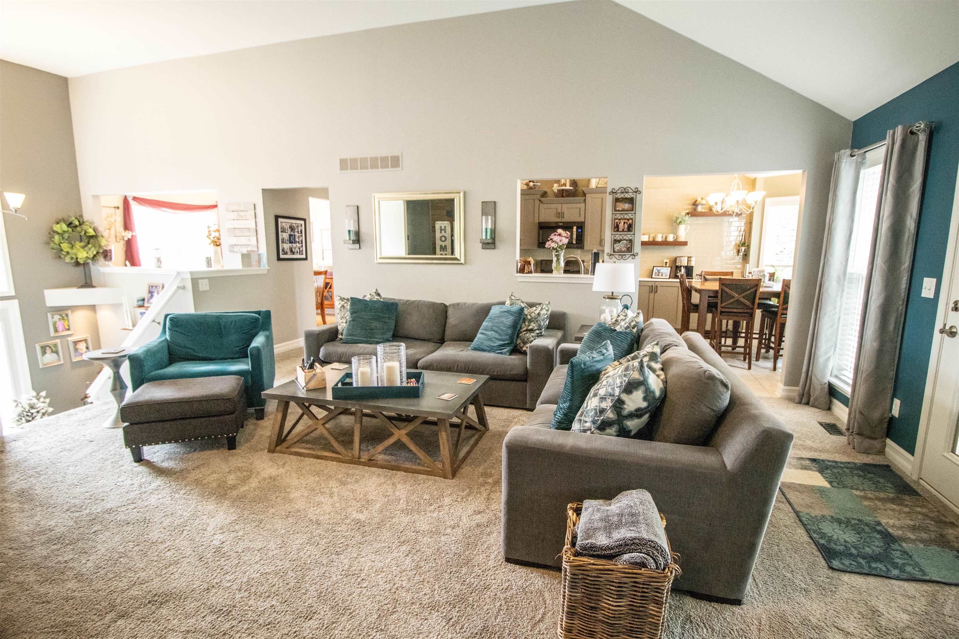 5221 Whittaker Trail