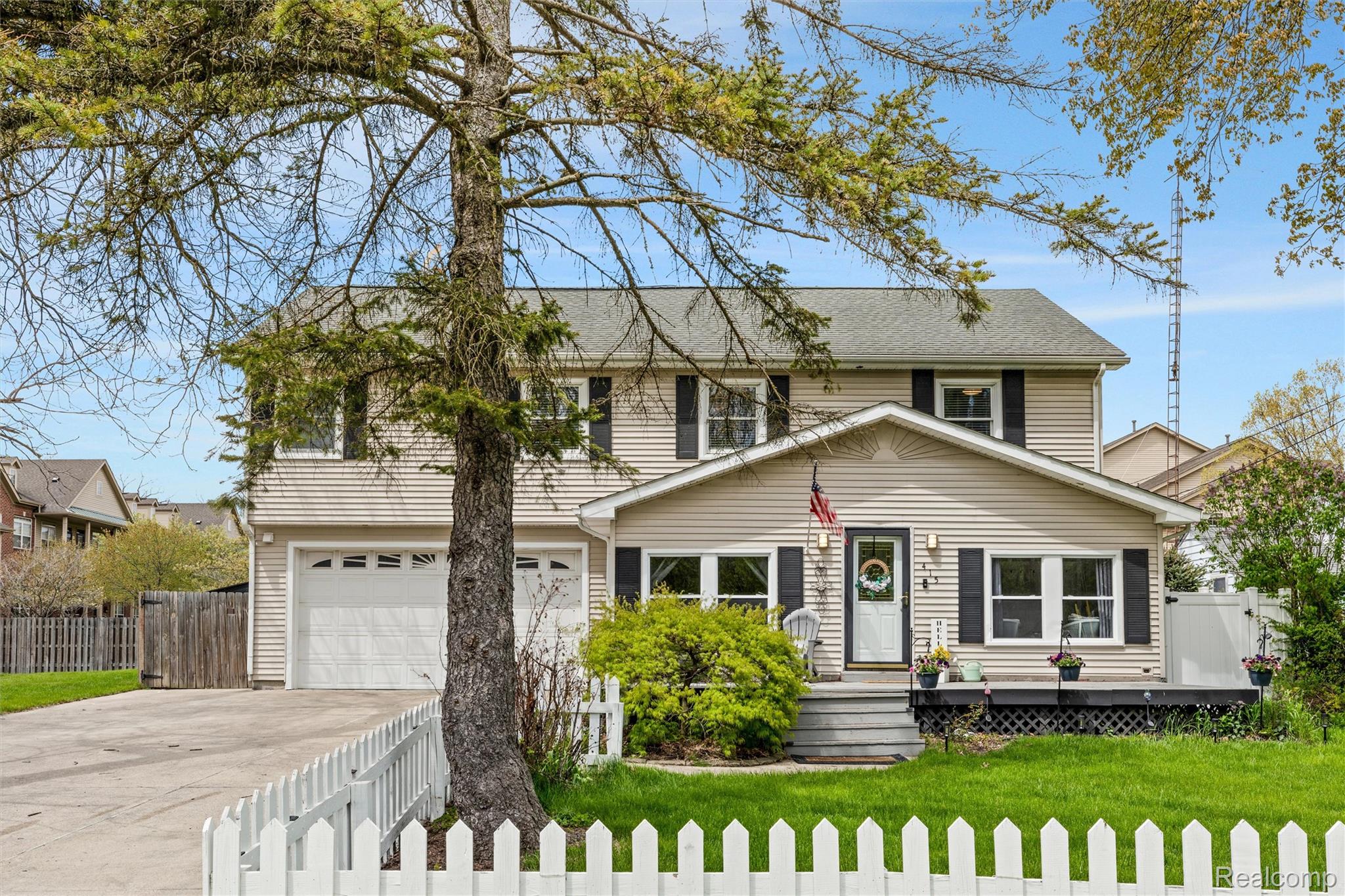 415 Leon Road