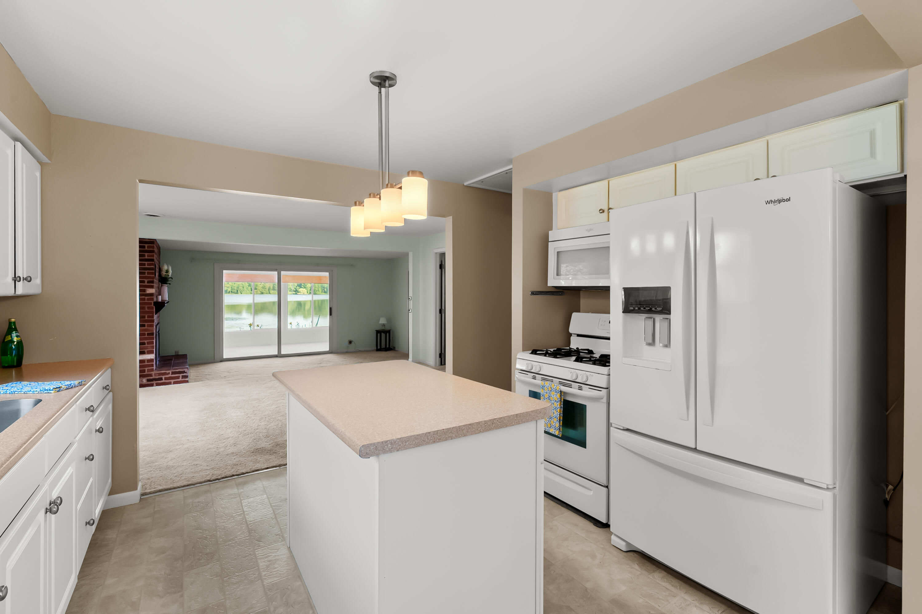 10494 Tomkinson Drive