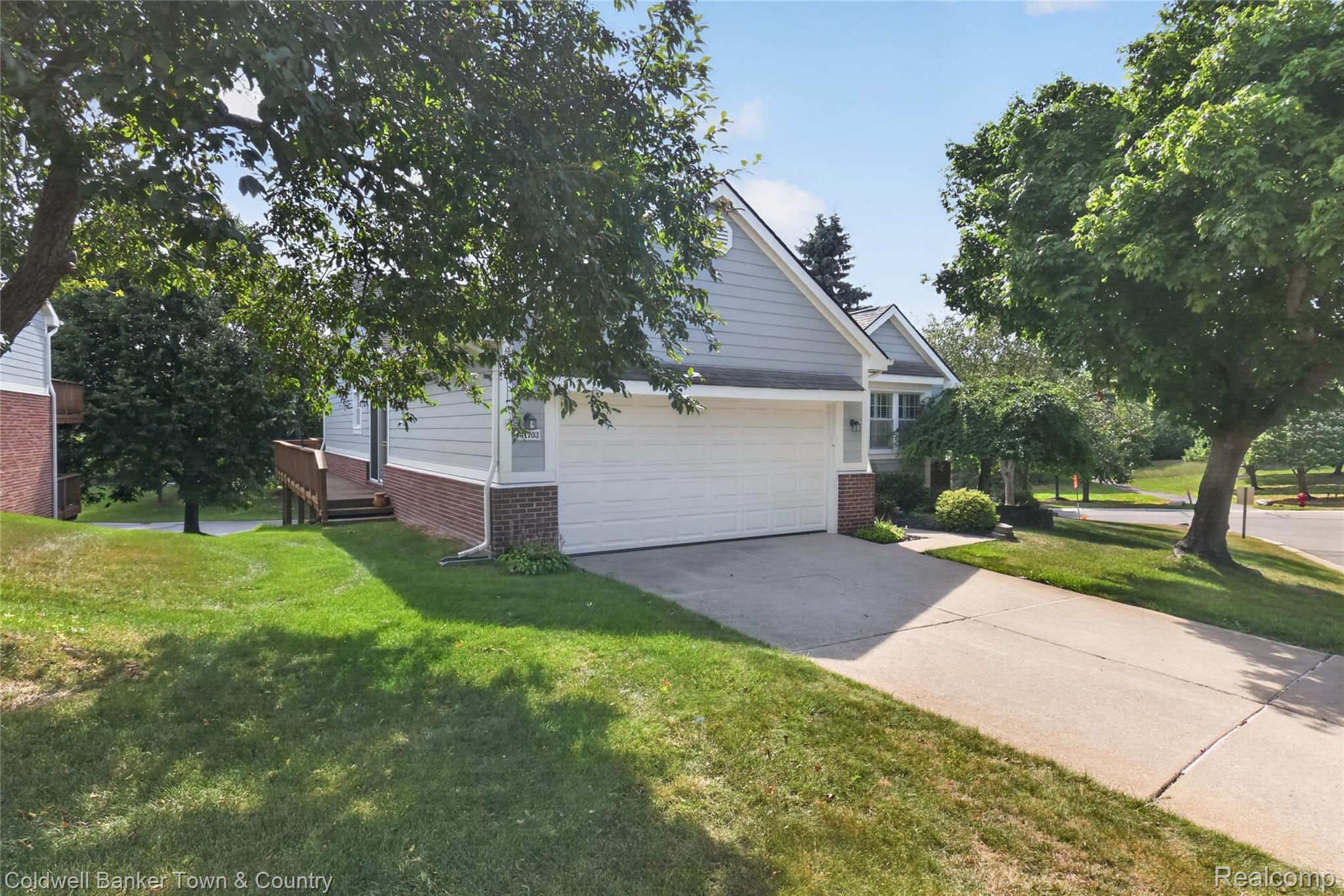 41703 Kirkwood Drive
