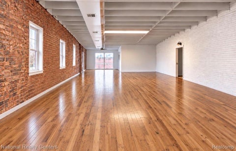 Photo for 21 N Saginaw Street 3B